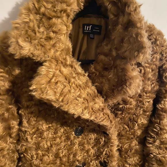 ZARA FAUX FUR COAT - Picture 5 of 10